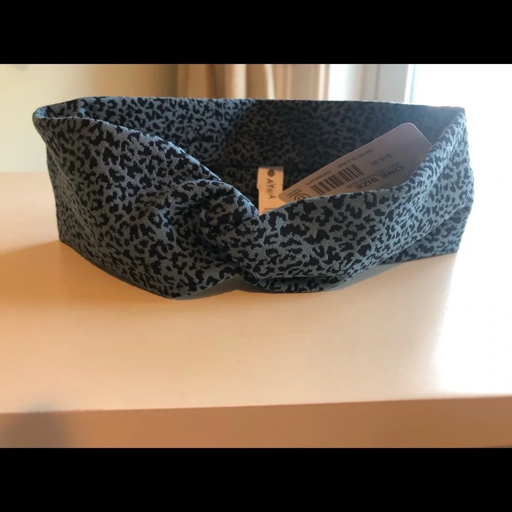 Athleta Headband - Picture 4 of 4